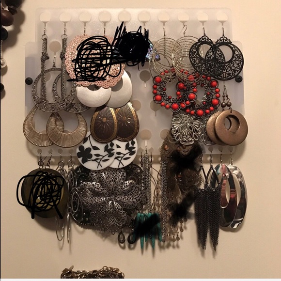 All Earrings - Picture 2 of 5